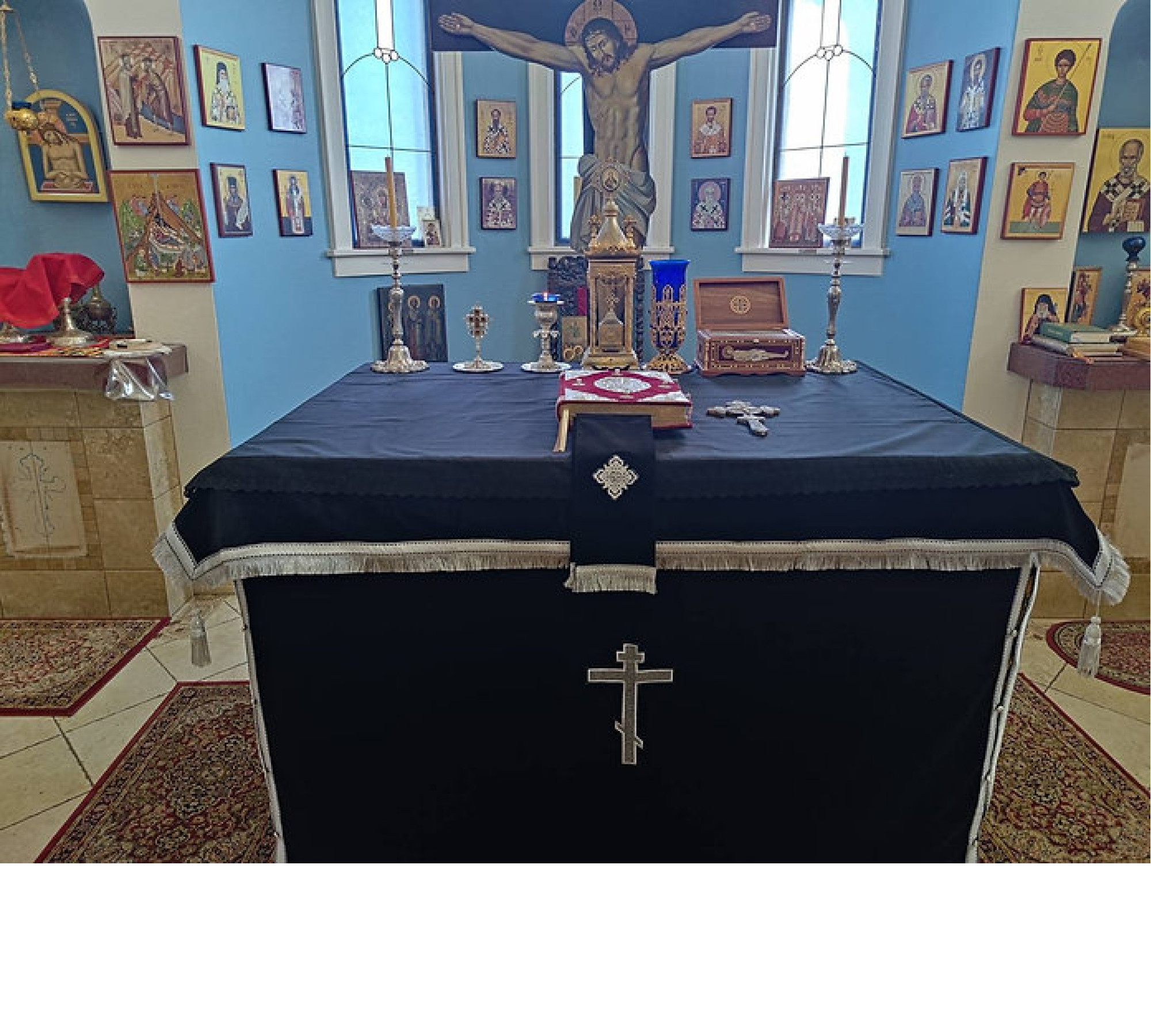 Комплект Постових оксамитових церковних накидок на Престіл - Чохол та скатертина на Престол